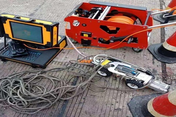 鹰手营子矿CCTV管道检测机器人